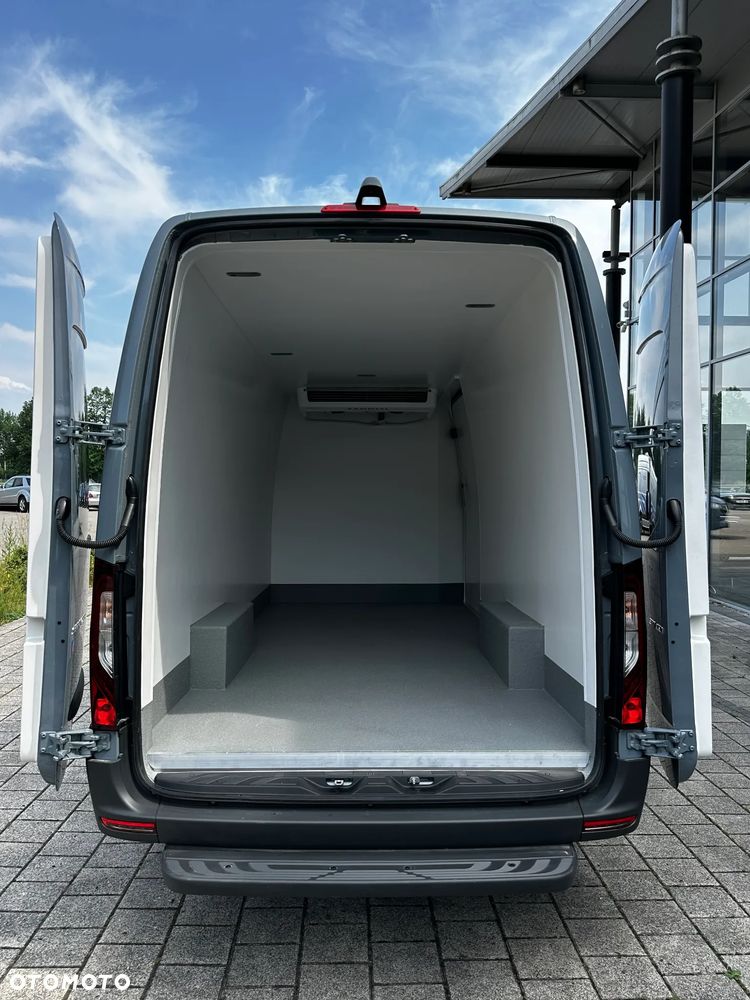 Mercedes-Benz Sprinter 317 CDI Furgon PRO LONG - 24