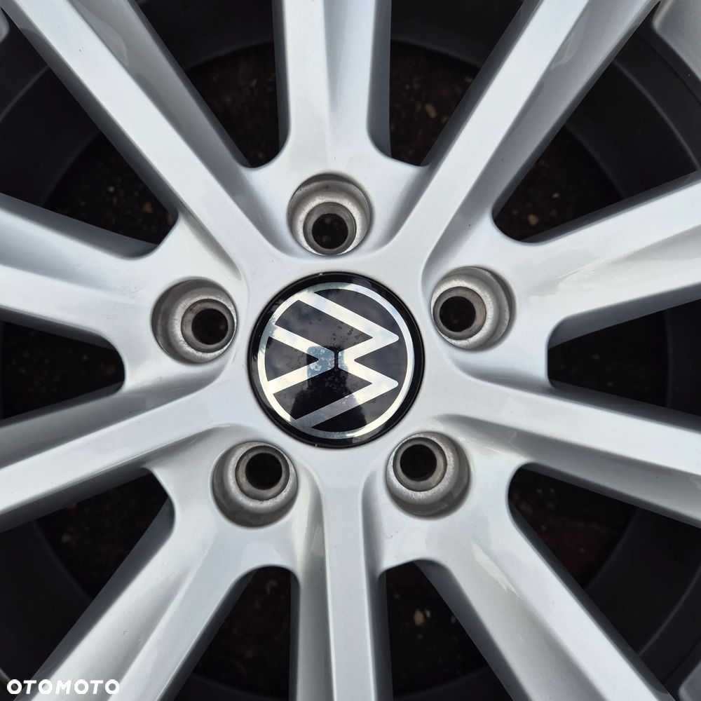 KOŁA ZIMA 17'' VW PASSAT TOURAN T-ROC BEETLE SUPERB OCTAVIA 215/55 R17 - 6