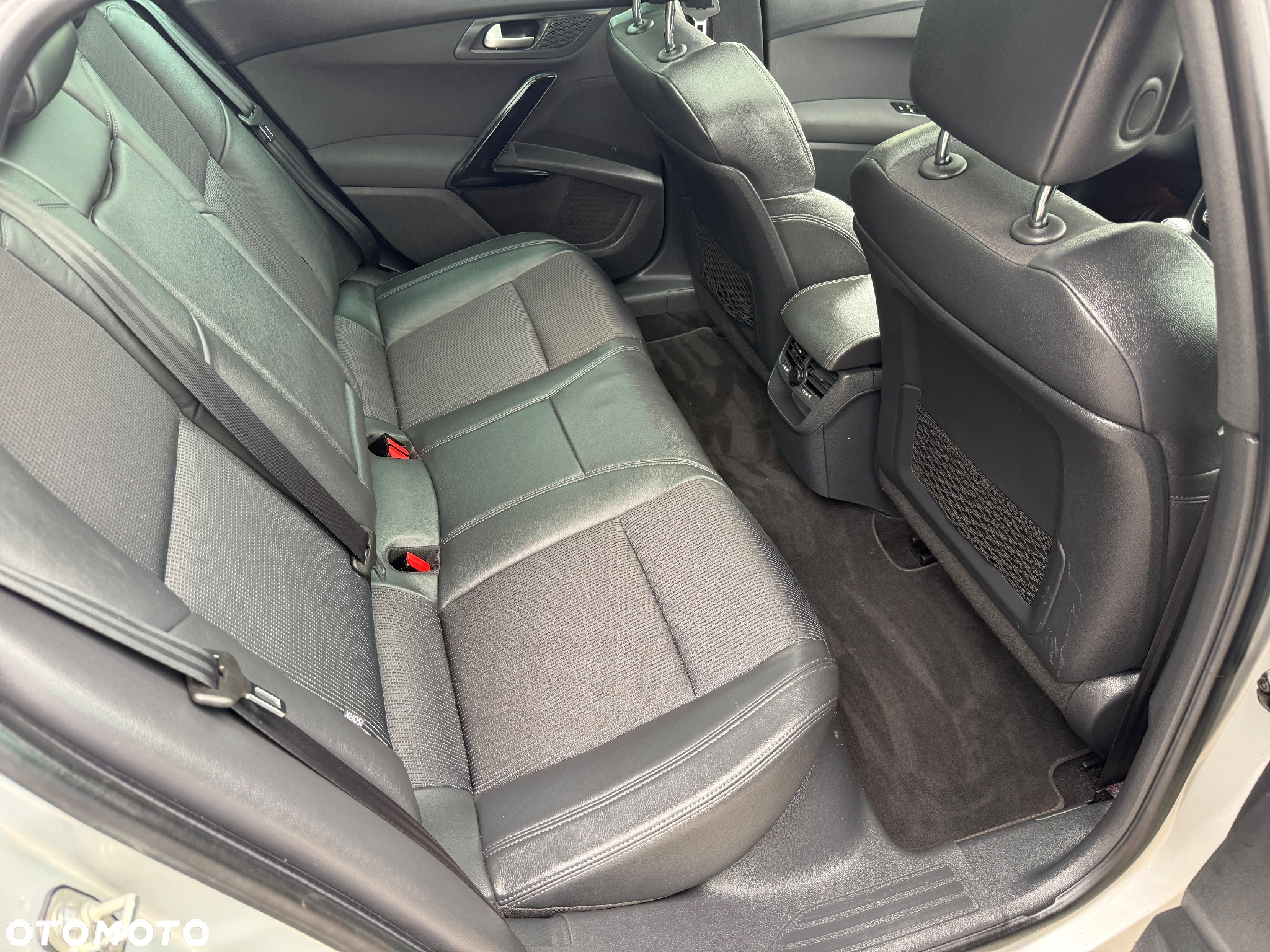 Peugeot 508 SW HDi 160 Allure - 19