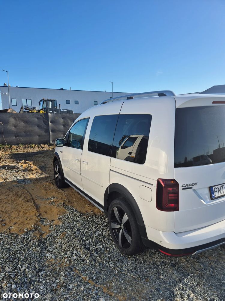 Volkswagen Caddy 2.0 TDI Alltrack DSG - 11