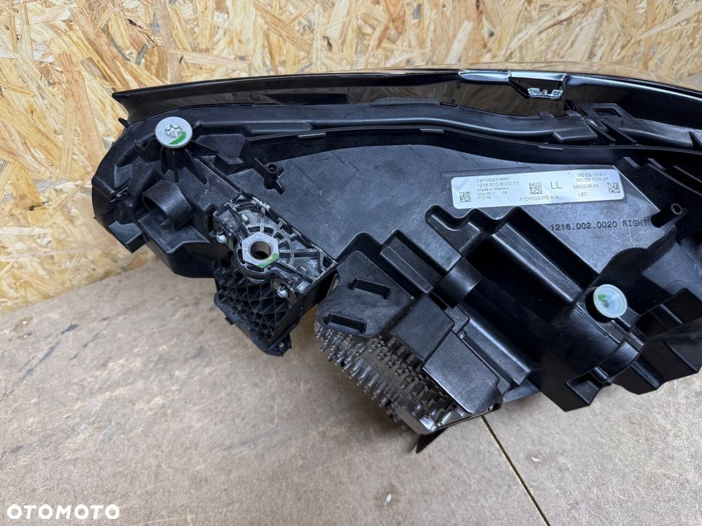 LAMPA PRAWA FULL LED GOLD BMW 2 G42 5A03E38 - 12