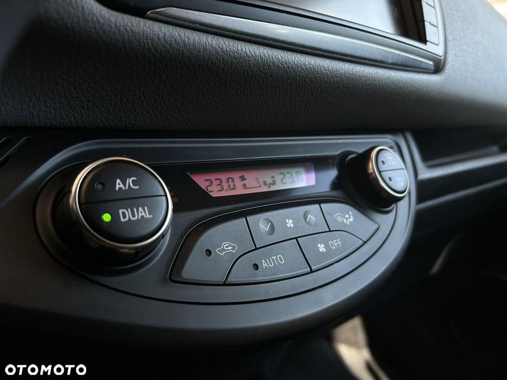 Toyota Yaris 1.33 Premium EU6 - 29