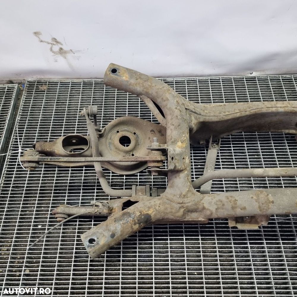 Punte spate Mitsubishi Outlander 2.2 D 2009 - 2012 SUV 4 Usi (1411) 4x4 - 3