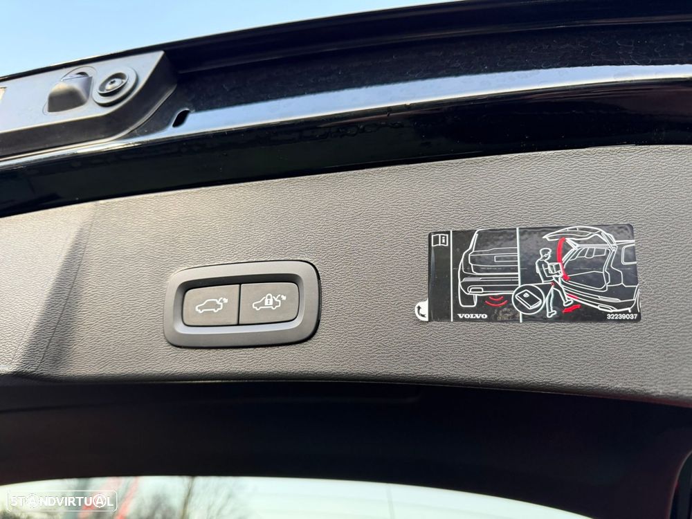 Volvo XC 40 1.5 T4 PHEV Inscription - 56