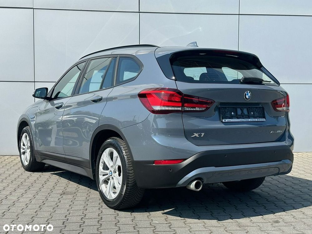 BMW X1 xDrive25e Advantage - 10
