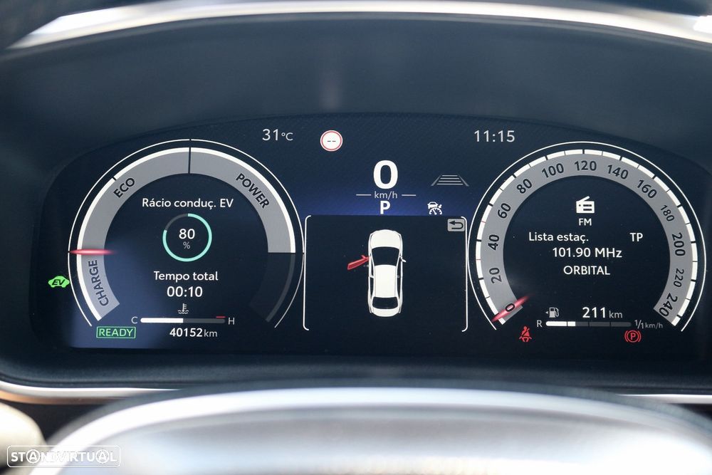 Toyota Corolla SD 1.8 Hybrid Luxury - 30