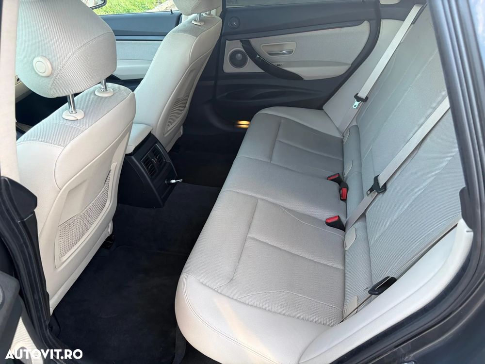 BMW Seria 3 320d Aut. Luxury Line - 17