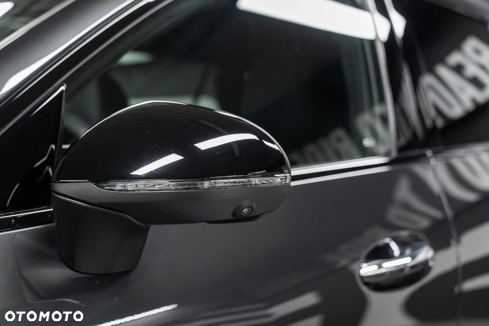 Mercedes-Benz GLC - 9