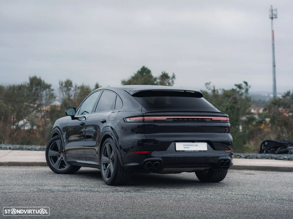 Porsche Cayenne Coupé E-Hybrid - 5