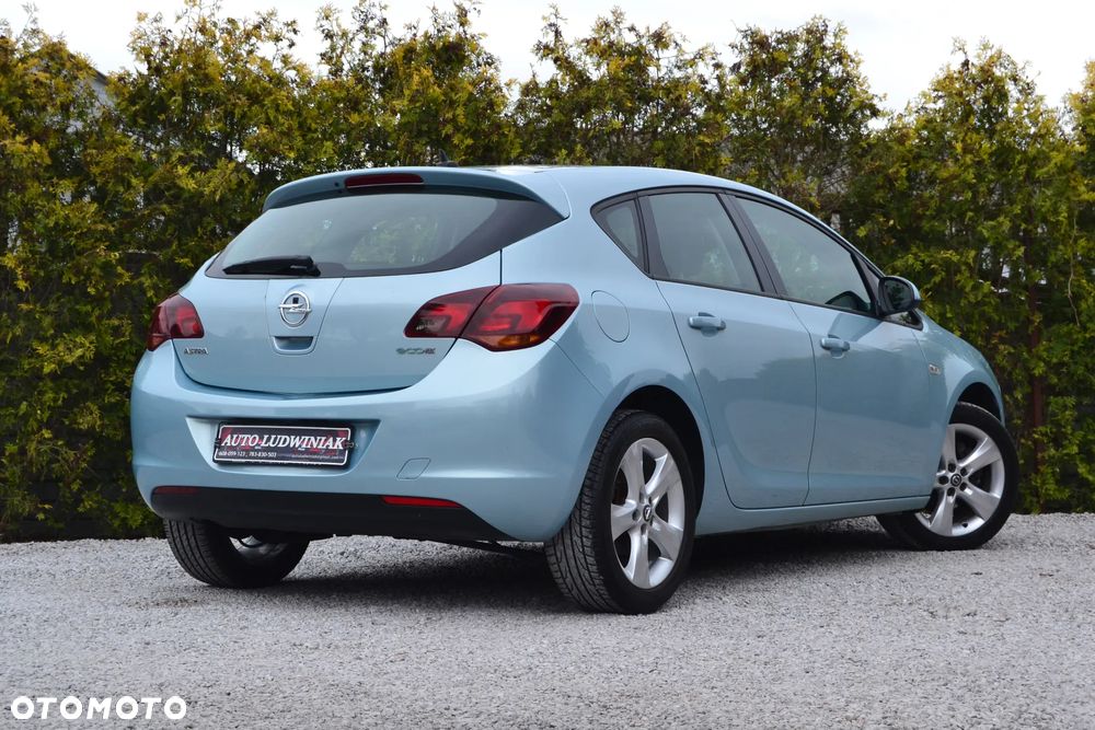 Opel Astra 1.4 EcoFLEX Design Edition - 6