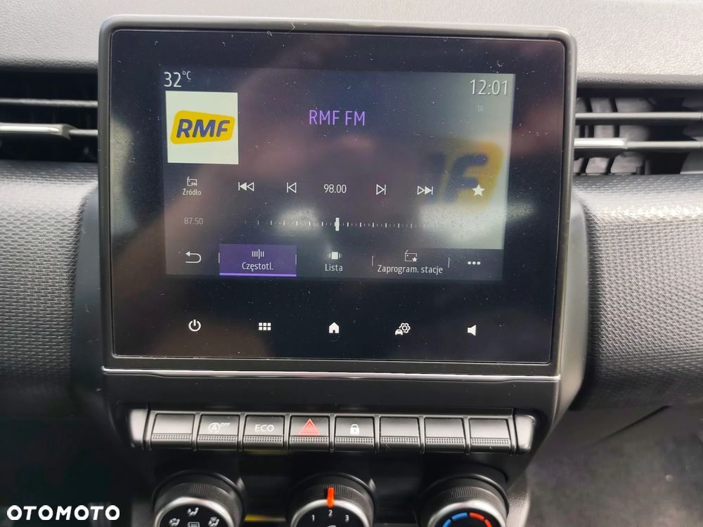 Renault Clio BLUE dCi 85 BUSINESS EDITION - 26