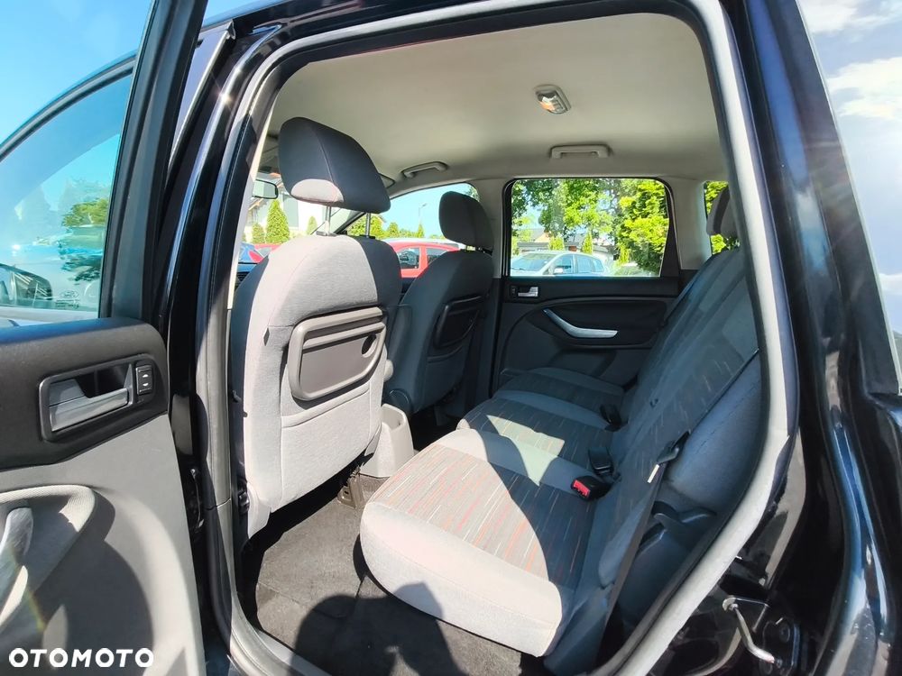 Ford C-MAX 1.6 Gold X - 26