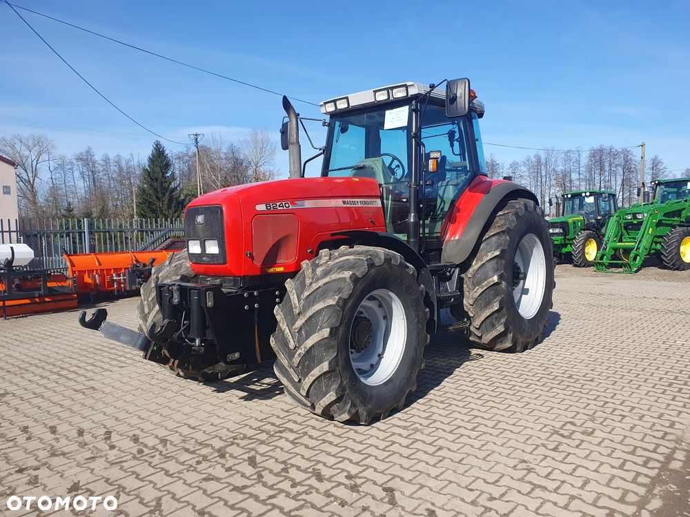 Massey Ferguson 8240 - 1