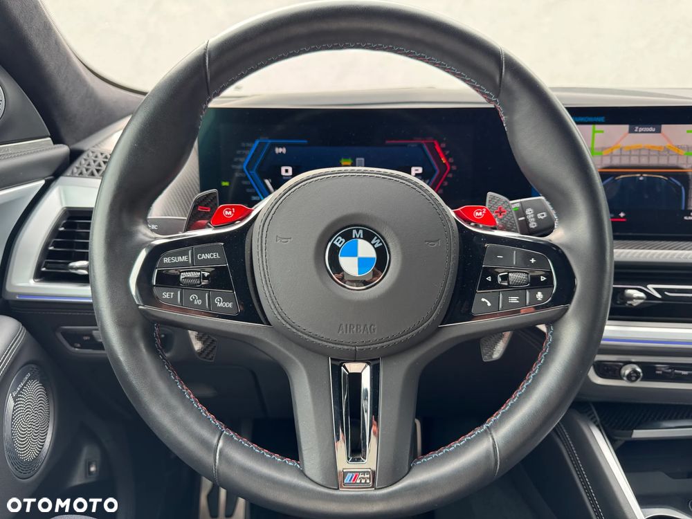 BMW XM - 12