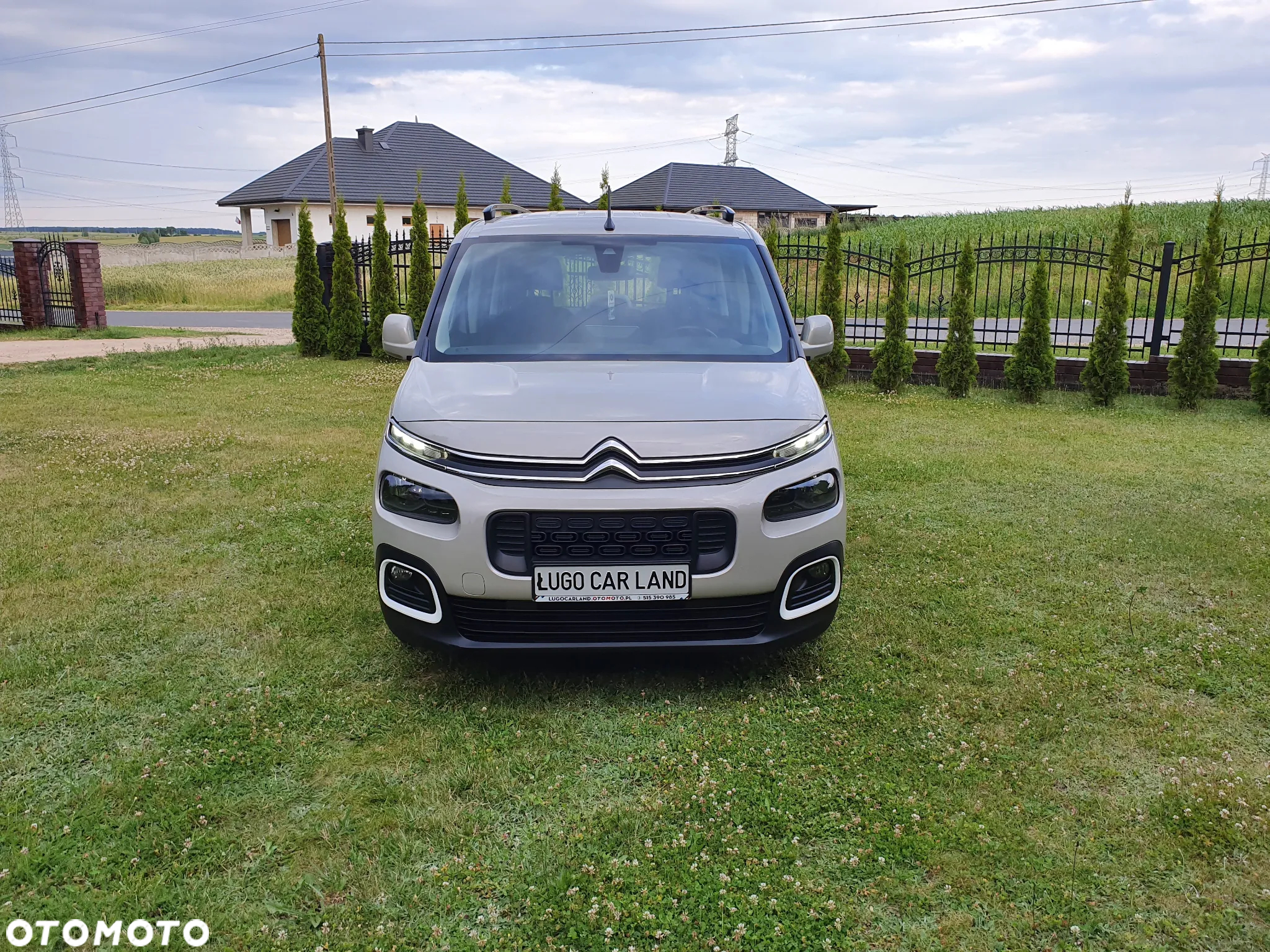 Citroën Berlingo XL PureTech 110 LIVE PACK - 9
