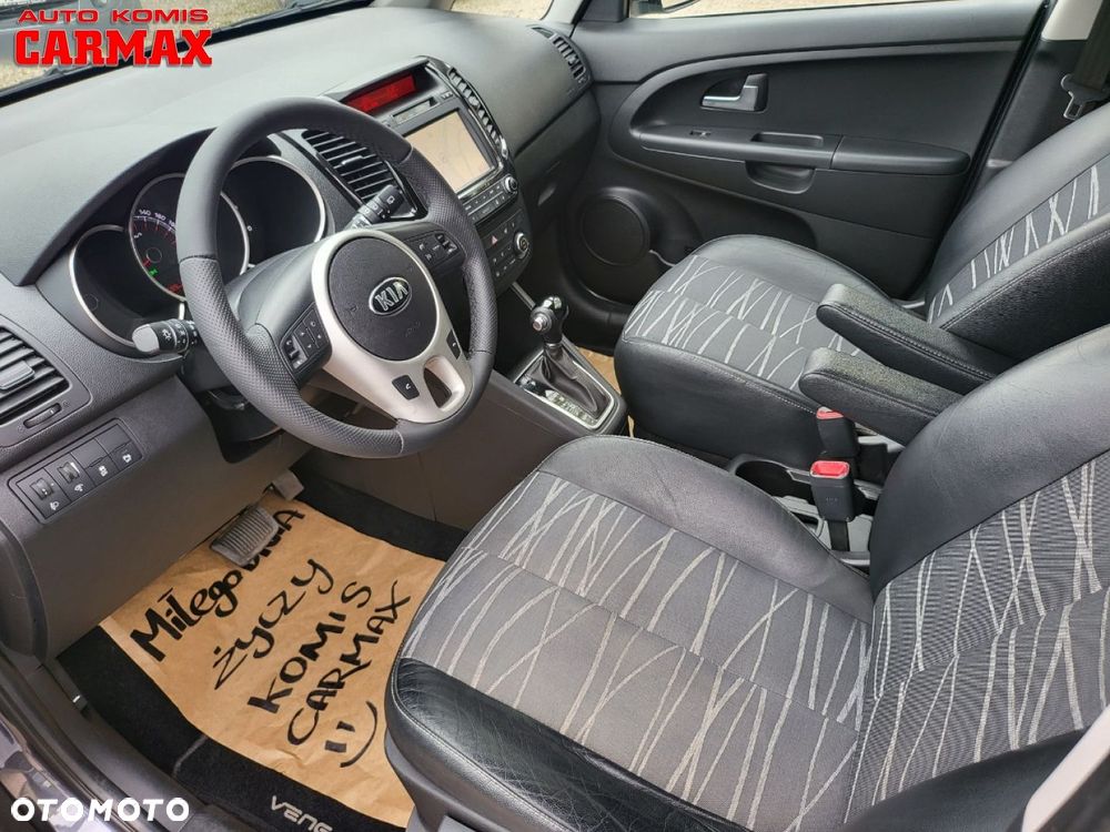 Kia Venga - 27