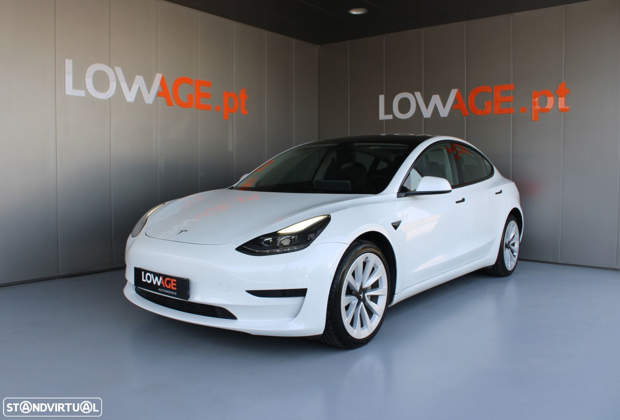 Tesla Model 3 Standard Range Plus RWD - 1