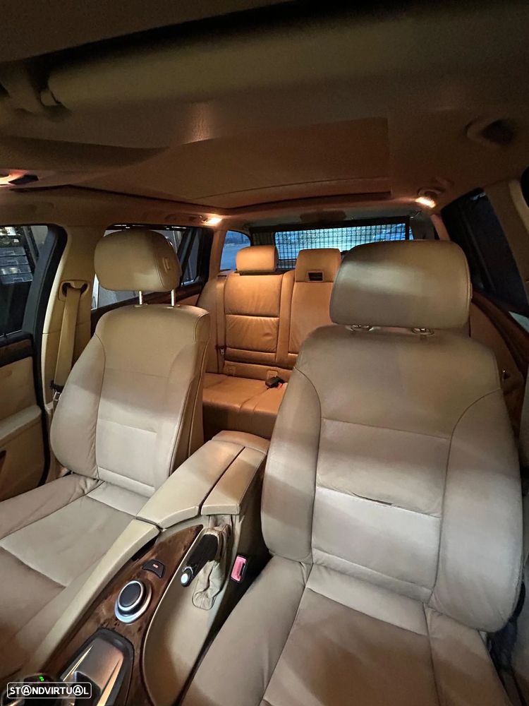 BMW 520 dA Executive - 9