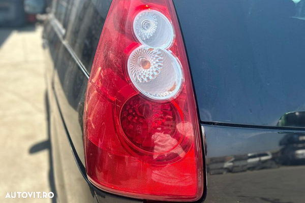 STOP STANGA MAZDA 5 - AN 2007