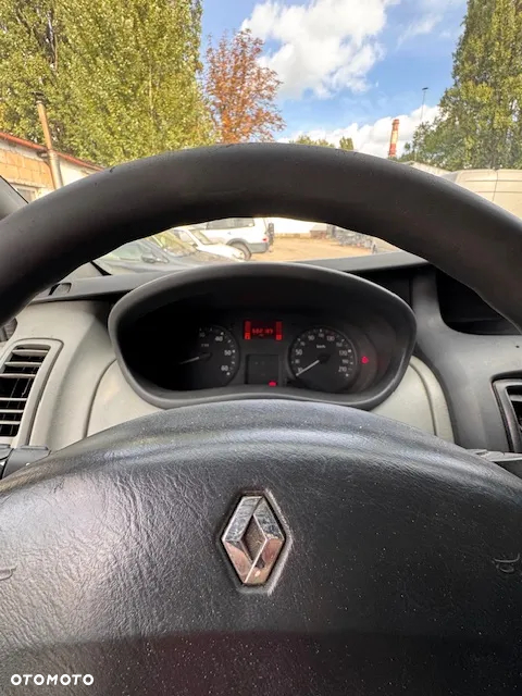 Renault Trafic - 7