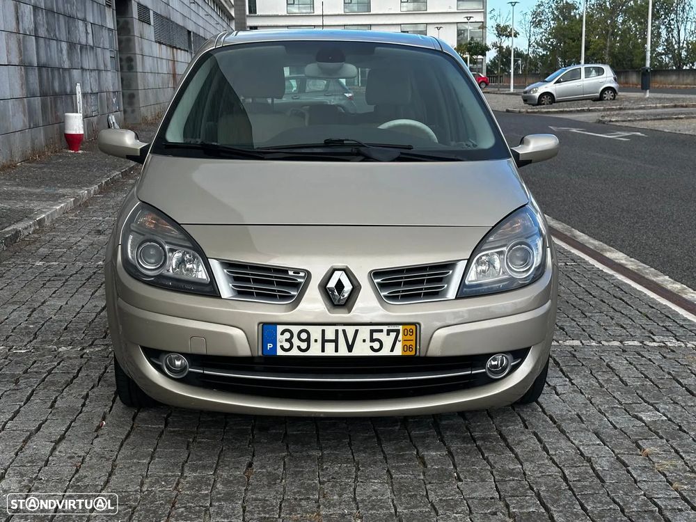 Renault Scénic - 1