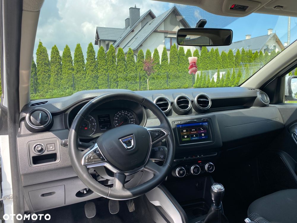 Dacia Duster 1.6 SCe Laureate S&S - 12