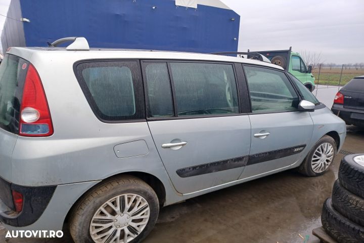 Dezmembrez Renault Espace 4 [2002 - 2006] Grand minivan 5-usi 2.2 dCi - 4