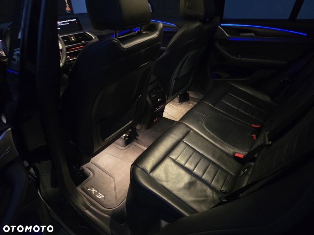 BMW X3 xDrive20d - 25