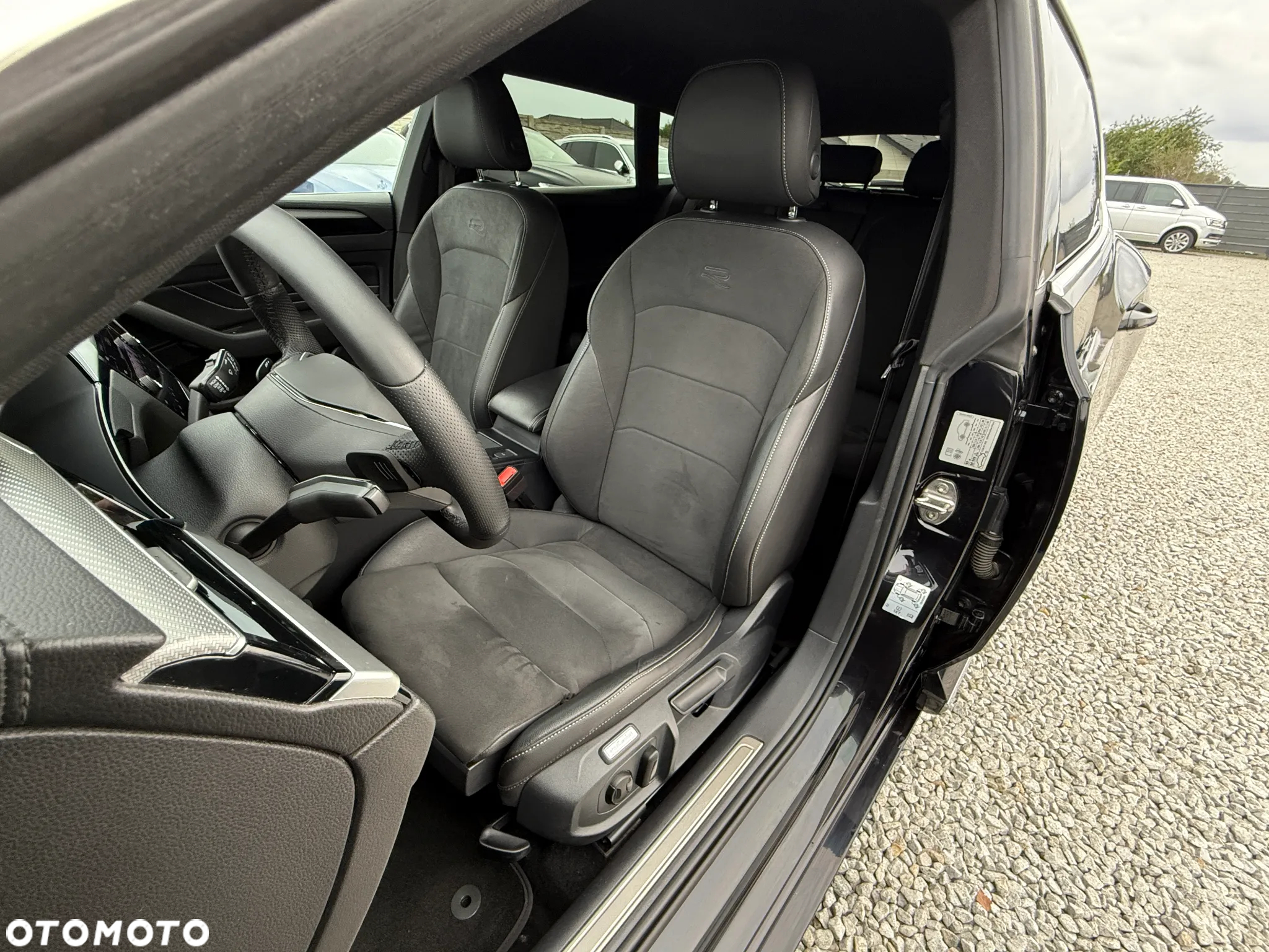Volkswagen Arteon Shooting Brake 2.0 TDI SCR 4Motion DSG R-Line - 27