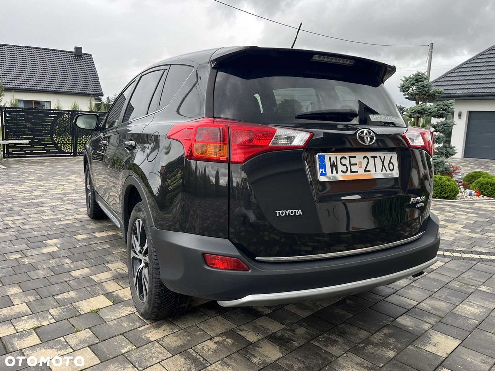 Toyota RAV4 - 4