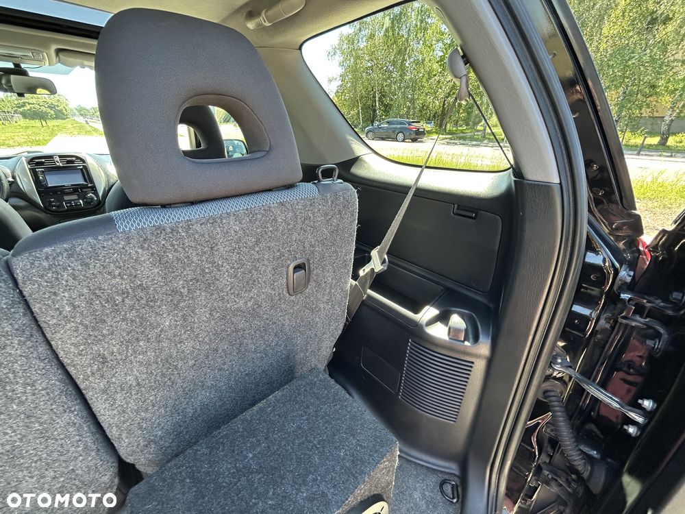 Toyota RAV4 2.0 VVT-i Sol - 32