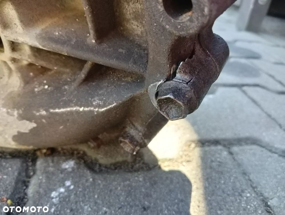 Suzuki sx4 s cross Vitara 1.6 DDIS 4x4 Skrzynia biegów - 3