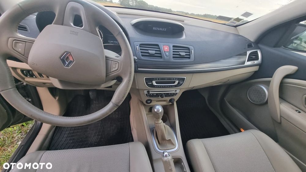 Renault Megane 1.9 dCi Dynamique - 9