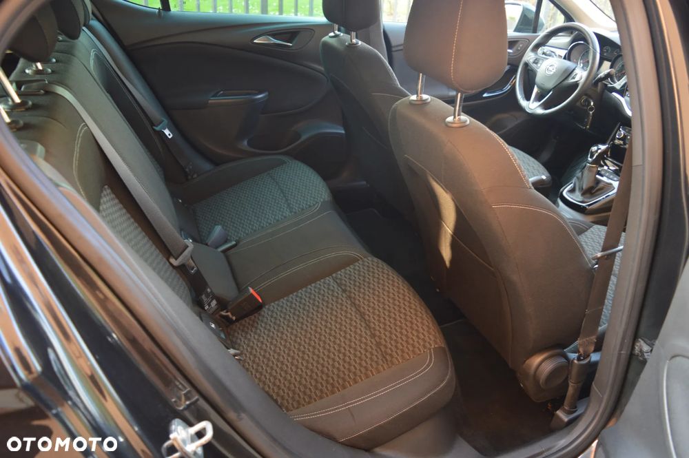 Opel Astra 1.4 Turbo Edition - 30