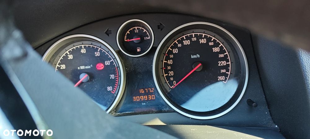 Opel Astra 1.6 Cosmo - 26