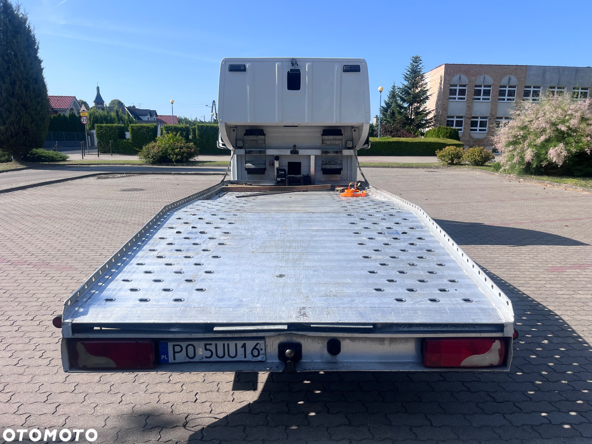 Mercedes-Benz Sprinter - 4
