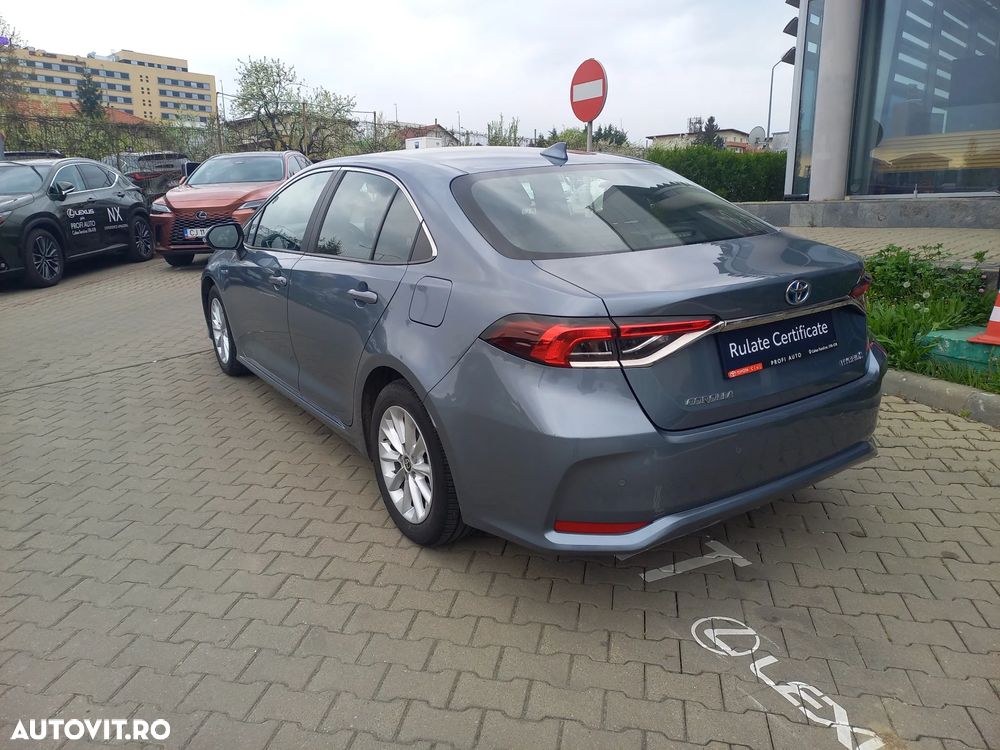 Toyota Corolla 1.8 HSD Business - 4