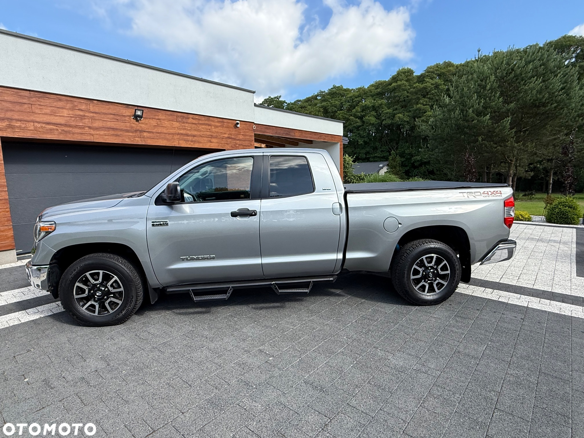 Toyota Tundra - 6