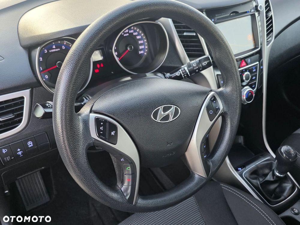 Hyundai i30 blue 1.4 Classic Navigation - 29