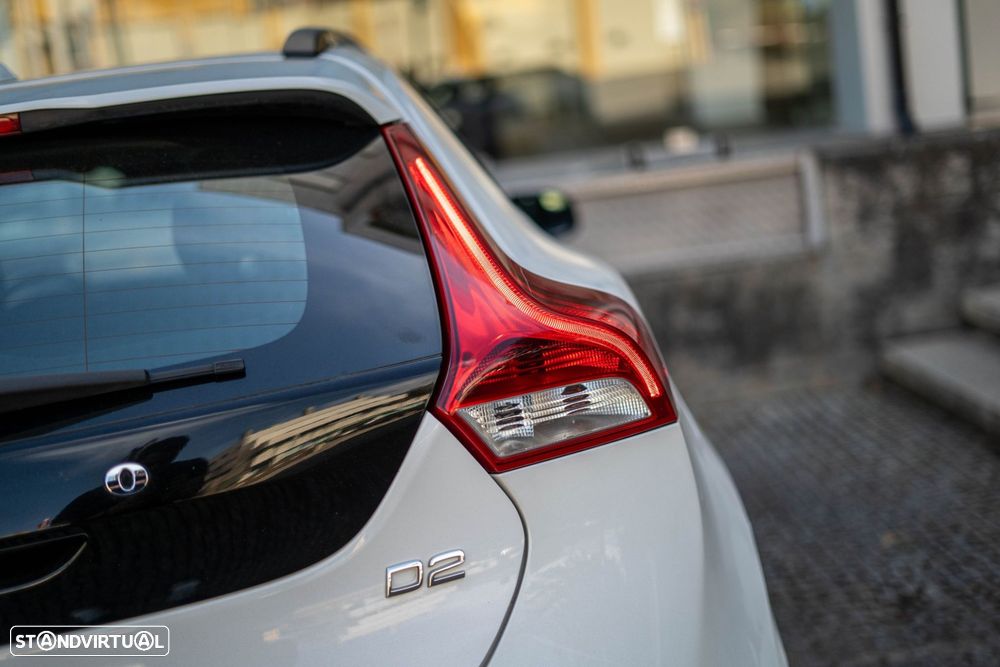 Volvo V40 Cross Country 2.0 D2 Kinetic - 43