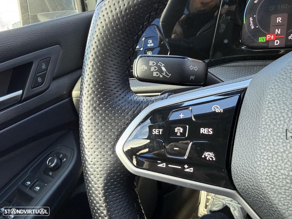 VW Golf 1.4 TSI GTE+ DSG - 33