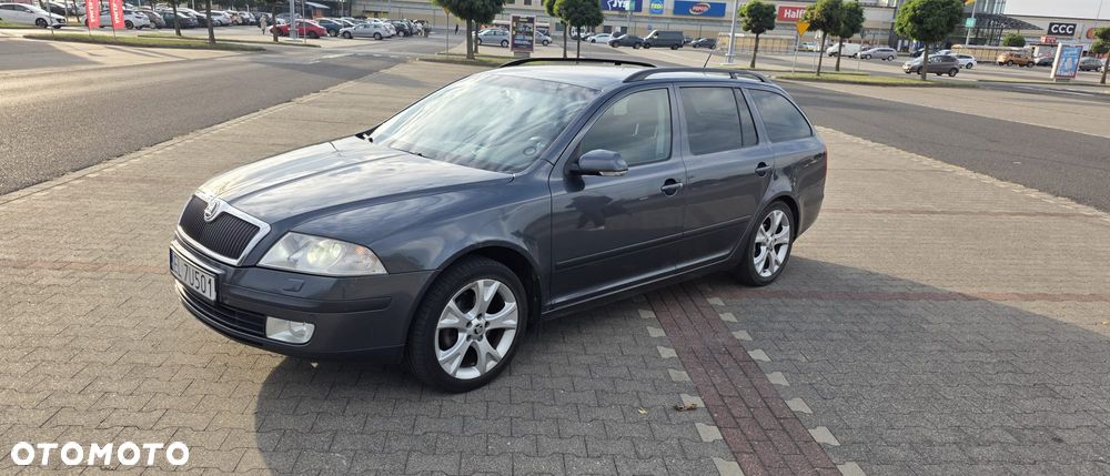 Skoda Octavia 1.8 T FSI Elegance - 3