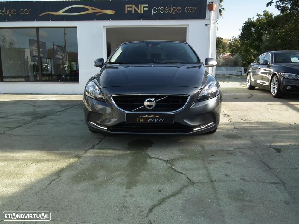 Volvo V40 1.6 D2 Kinetic - 1