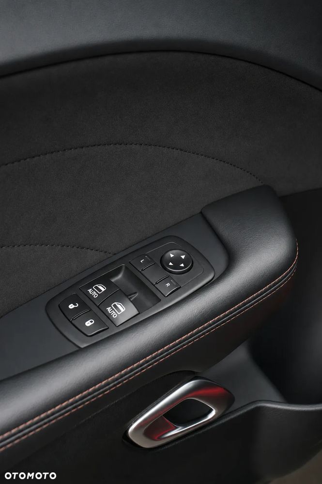 Dodge Challenger 5.7 R/T Shaker - 15