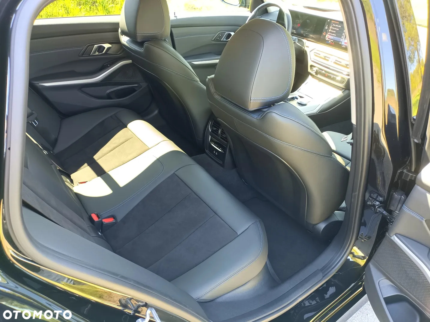 BMW Seria 3 318i Touring Sport Line - 23