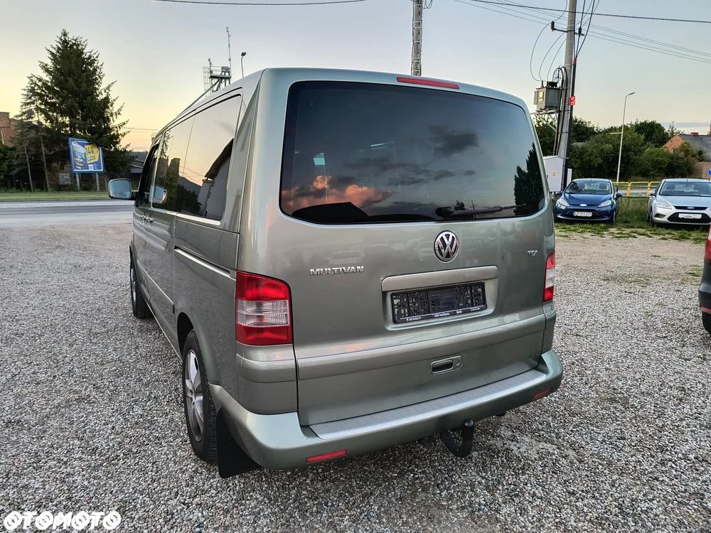 Volkswagen Multivan - 3