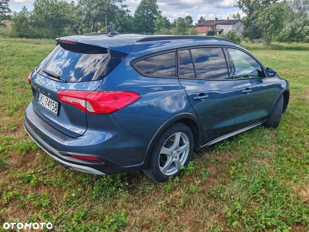 Ford Focus 2.0 EcoBlue Active Business - 11