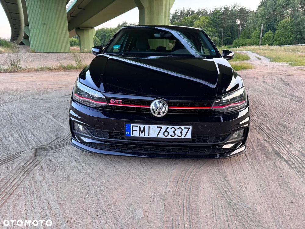 Volkswagen Polo 2.0 TSI DSG GTI - 5