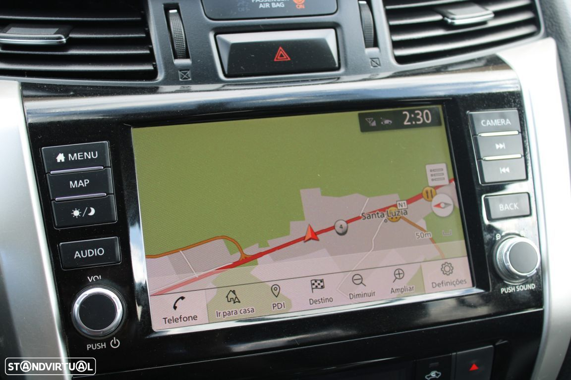 Nissan Navara 2.3 dCi CD 4WD N-Connecta Nav - 28