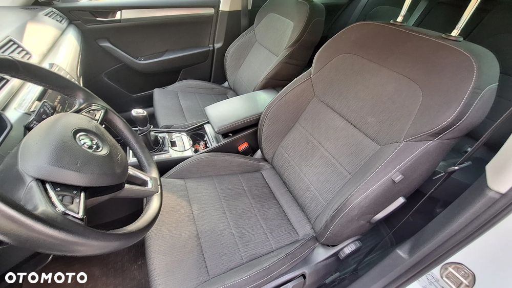 Skoda Superb 1.6 TDI Style - 15